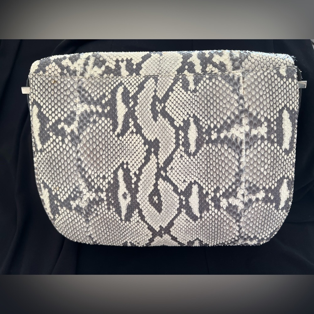 New Cape Cobra Beirut Saddle Bag, Genuine Natural Python - Picture 4 of 16
